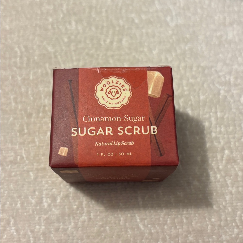 NWT Woolzies Cinnamon Sugar Lip Scrub